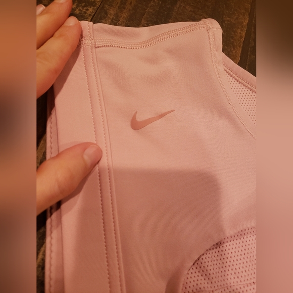 Nike Women`s Dri-FIT Swoosh High-Neck Keyhole Medium-Support Sports Bra Size M - Picture 3 of 6